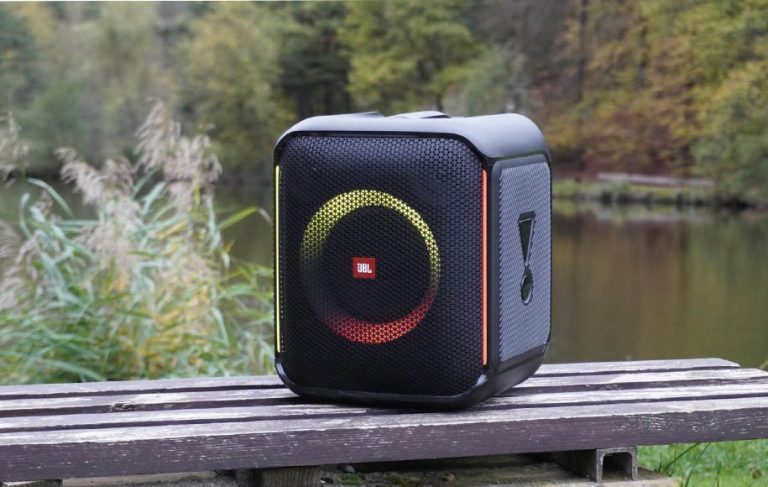 اسپیکر بلوتوثی فضا باز تکنویاب